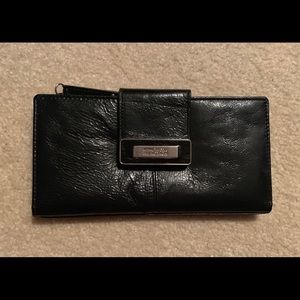 Kenneth Cole Reaction black wallet